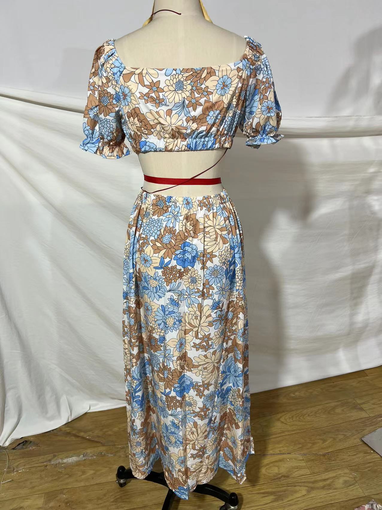 Boho Floral Print Crop Top and Midi Skirt Set for Summer Vacation Outfits