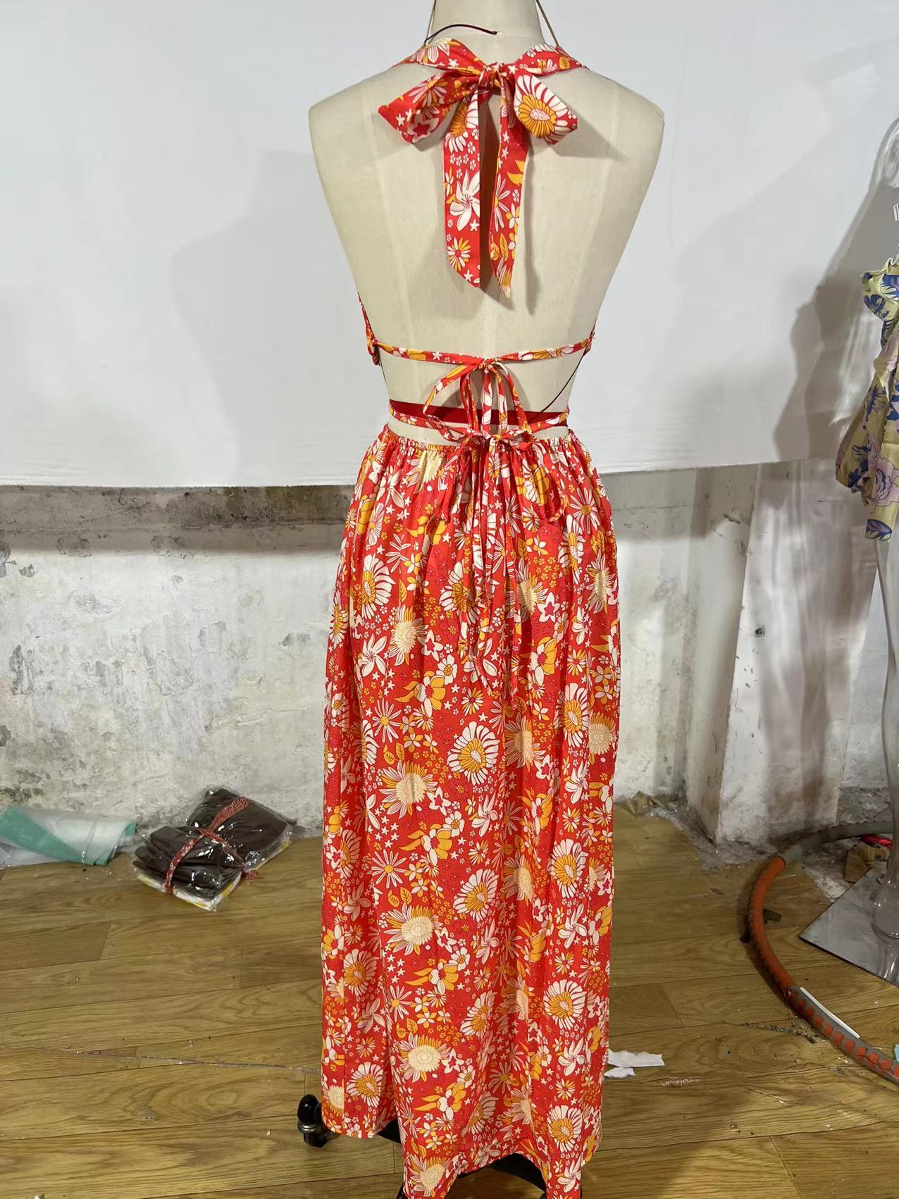 Bohemian Floral Maxi Dress with V Neck and Sleeveless Design Perfect for Vacation