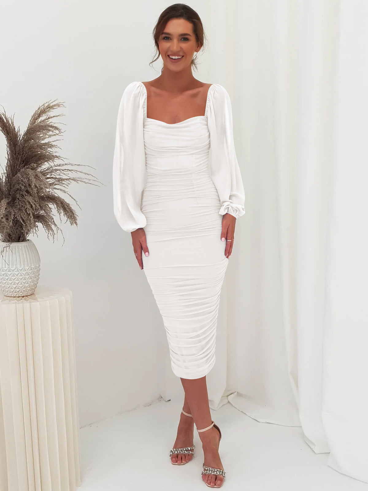 Elegant Square Neck Bodycon Dress with Lace Detailing and Long Sleeves for Special Occasions Bridesmaid Dresses