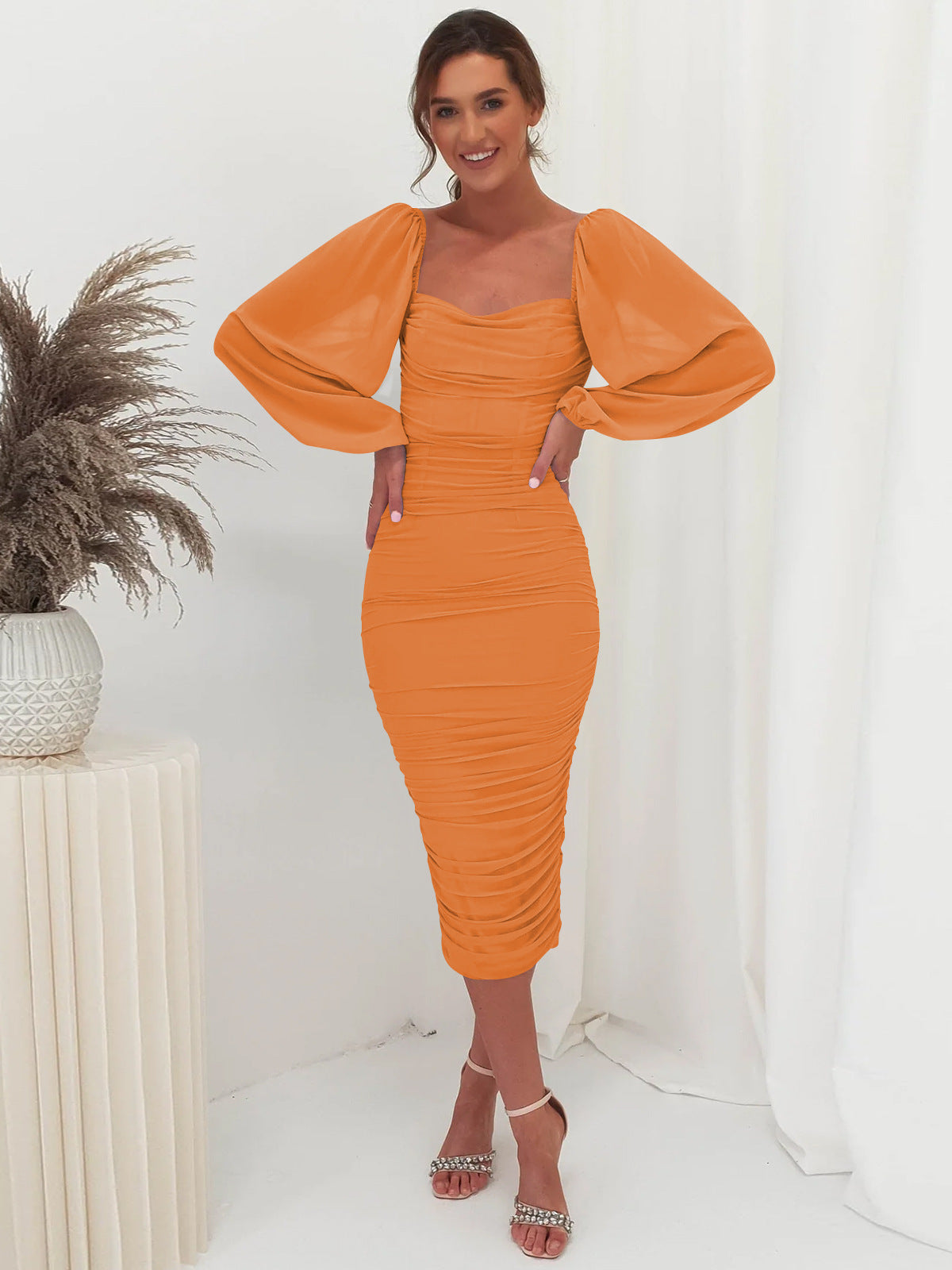 Elegant Square Neck Bodycon Dress with Lace Detailing and Long Sleeves for Special Occasions Bridesmaid Dresses