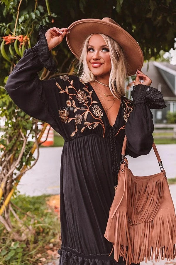 Enchanting Floral Maxi Dress for Spring A Line Silhouette with Long Sleeves Elegant Style