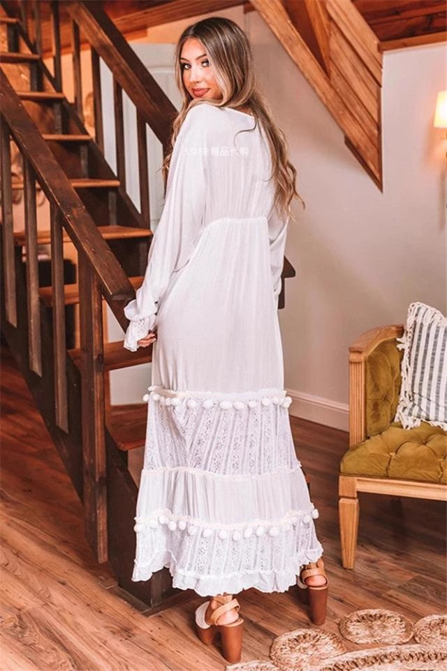 Enchanting Floral Maxi Dress for Spring A Line Silhouette with Long Sleeves Elegant Style