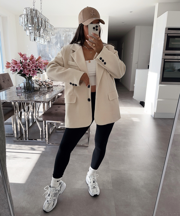 Jenee - Beige Oversized Blazer