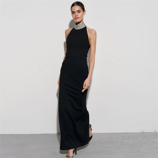 Sultry Halter Neckline Maxi Dress Elegant Winter Evening Wear Bodycon Gown