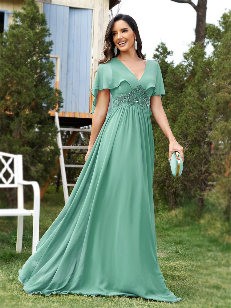 Emerald Green Maxi Dress with Applique Details for Formal Events and Special Occasions