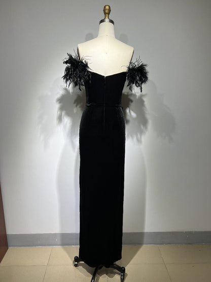 Sultry Black Maxi Dress with Halter Neckline for Evening Parties and Special Occasions